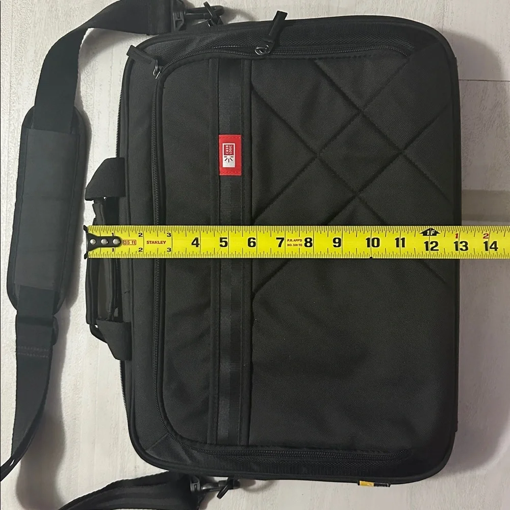 Laptop Case Logic Stylish Black Bag with Shoulder Strap